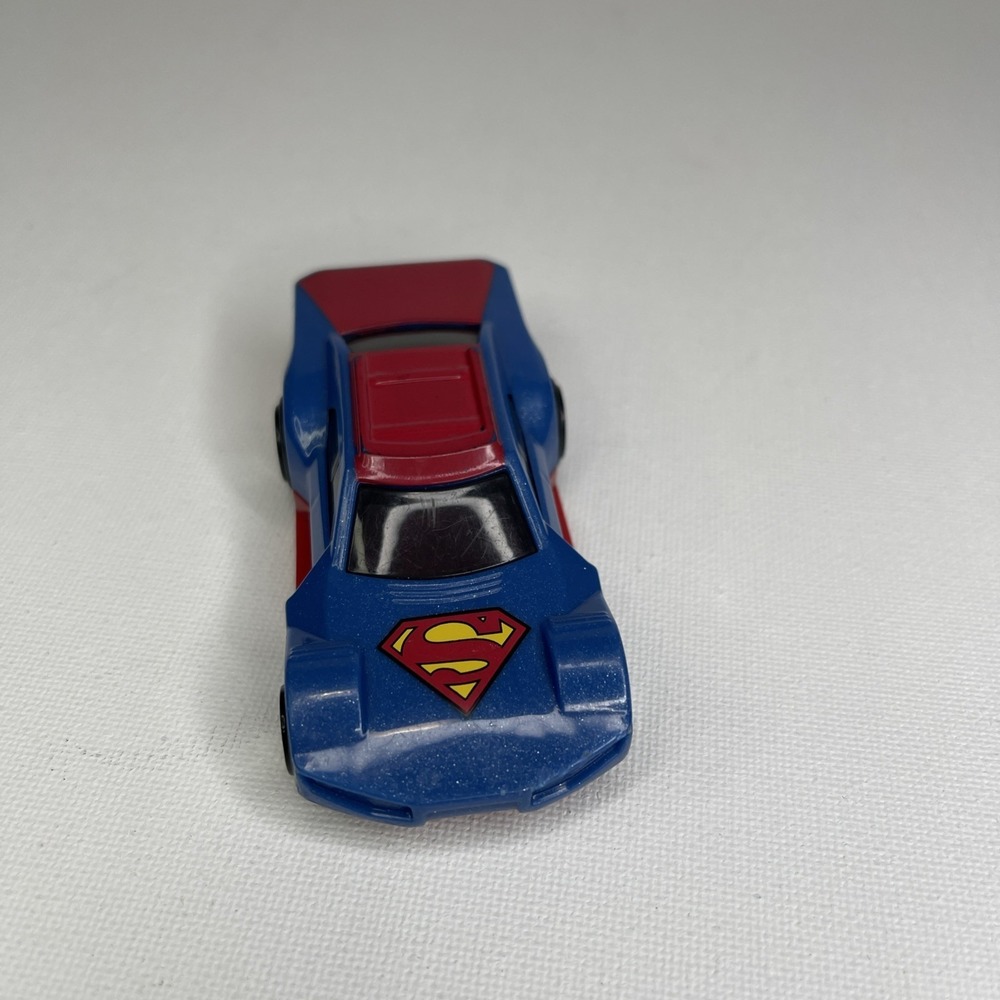 2016 SUPERMAN Mattel Hot Wheels Friction Pull‎ Back Car McDonald's Toy DC